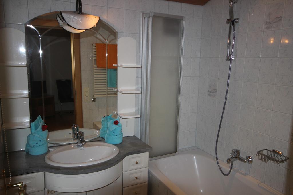 Alpenappartement Kaprun Eksteriør bilde